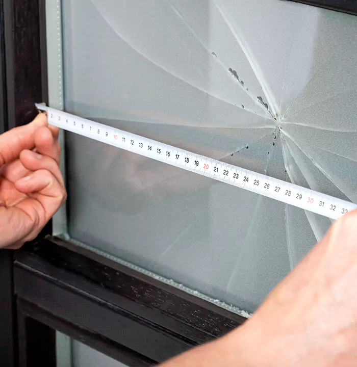 Storefront Glass Repair in Laval, QC