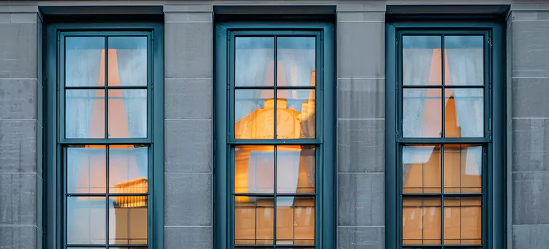Architectural Window Installation in Laval, QC