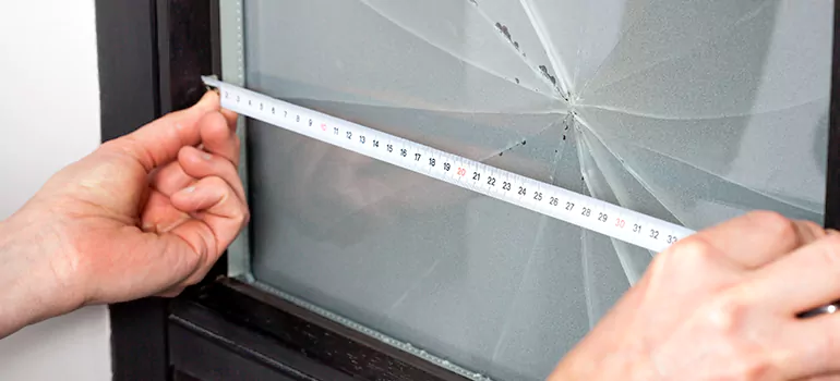 Front Door Glass Repair in Laval, QC