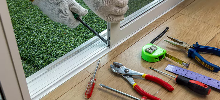  Automatic Sliding Door Repair in Laval, QC
