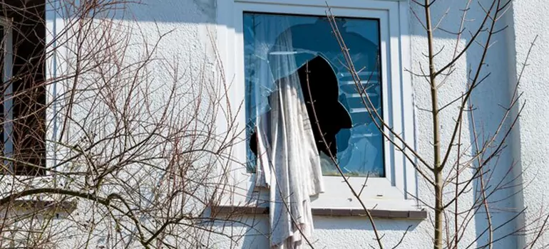 Storm Window Installation Contractors in L Ile-Perrot, Quebec