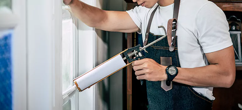 Window Caulking Contractor in Laval, QC