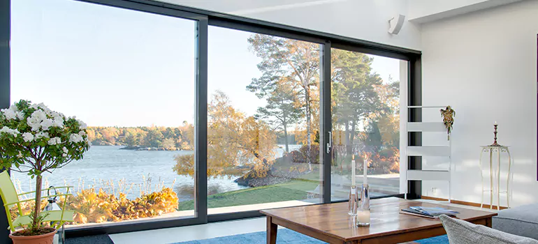 House Window Crank Repair in Laval, QC