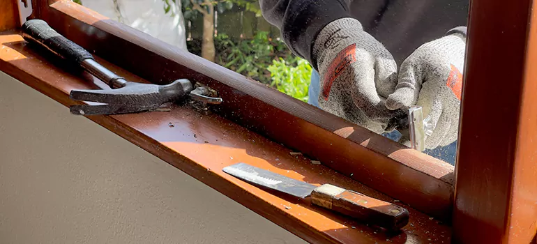 Vinyl Window Sash Repair in Saint-Constant, Quebec