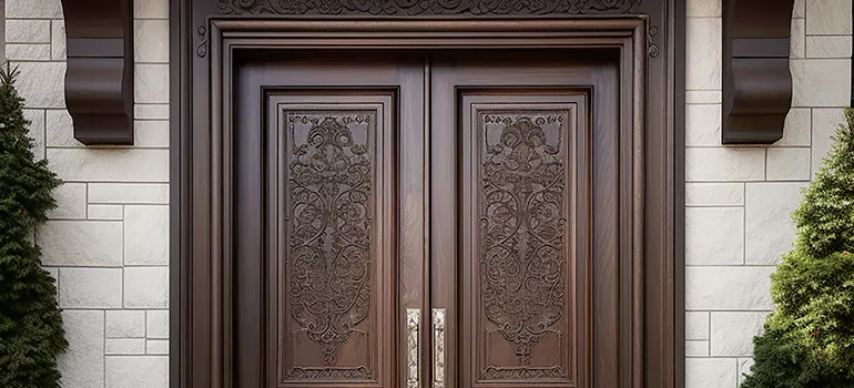 Front Door Moulding in Laval, QC