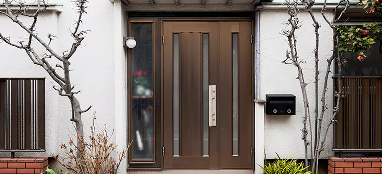 Auto Door Panel Repair in Laval, Quebec