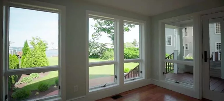 Double-hung Window Repair in Laval, QC