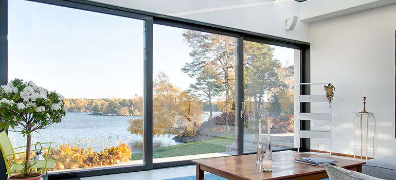 Custom Residential Window Tinting in Laval, QC